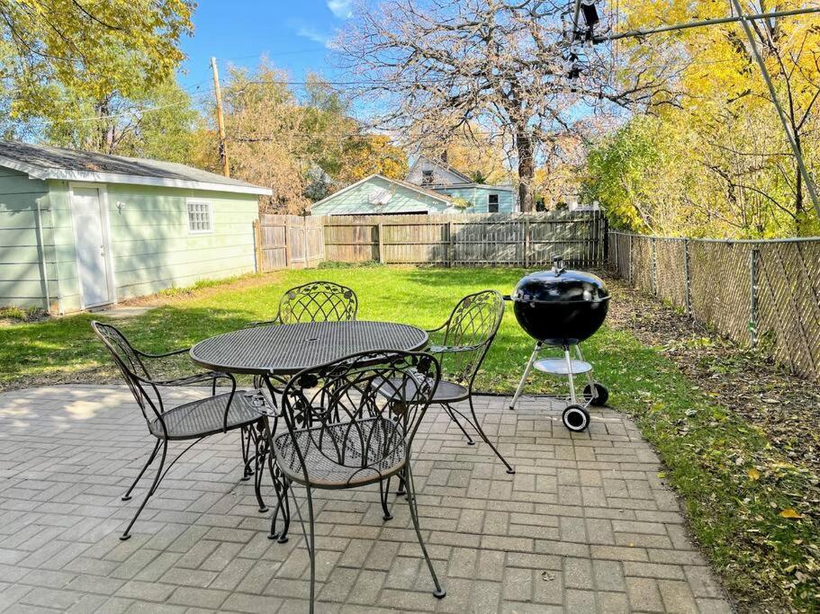 *King Bed/3Bds House Near Naval Base & 6Flags* Apartment Waukegan Luaran gambar