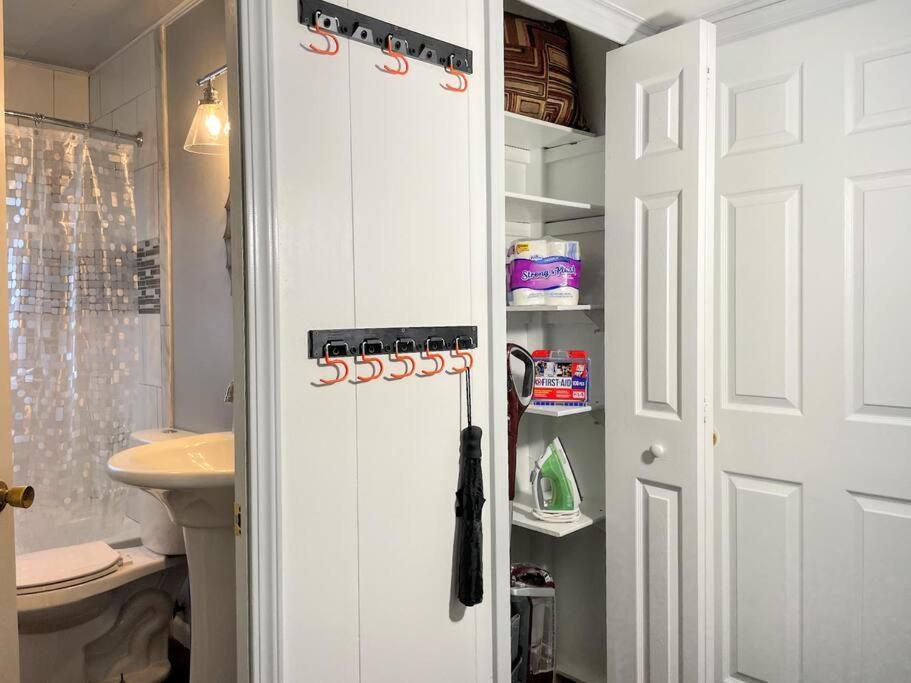 *King Bed/3Bds House Near Naval Base & 6Flags* Apartment Waukegan Luaran gambar